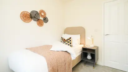 Lloyd Park 3480152048